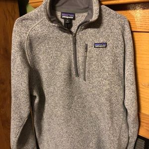 Patagonia 1/4 zip Gray pullover